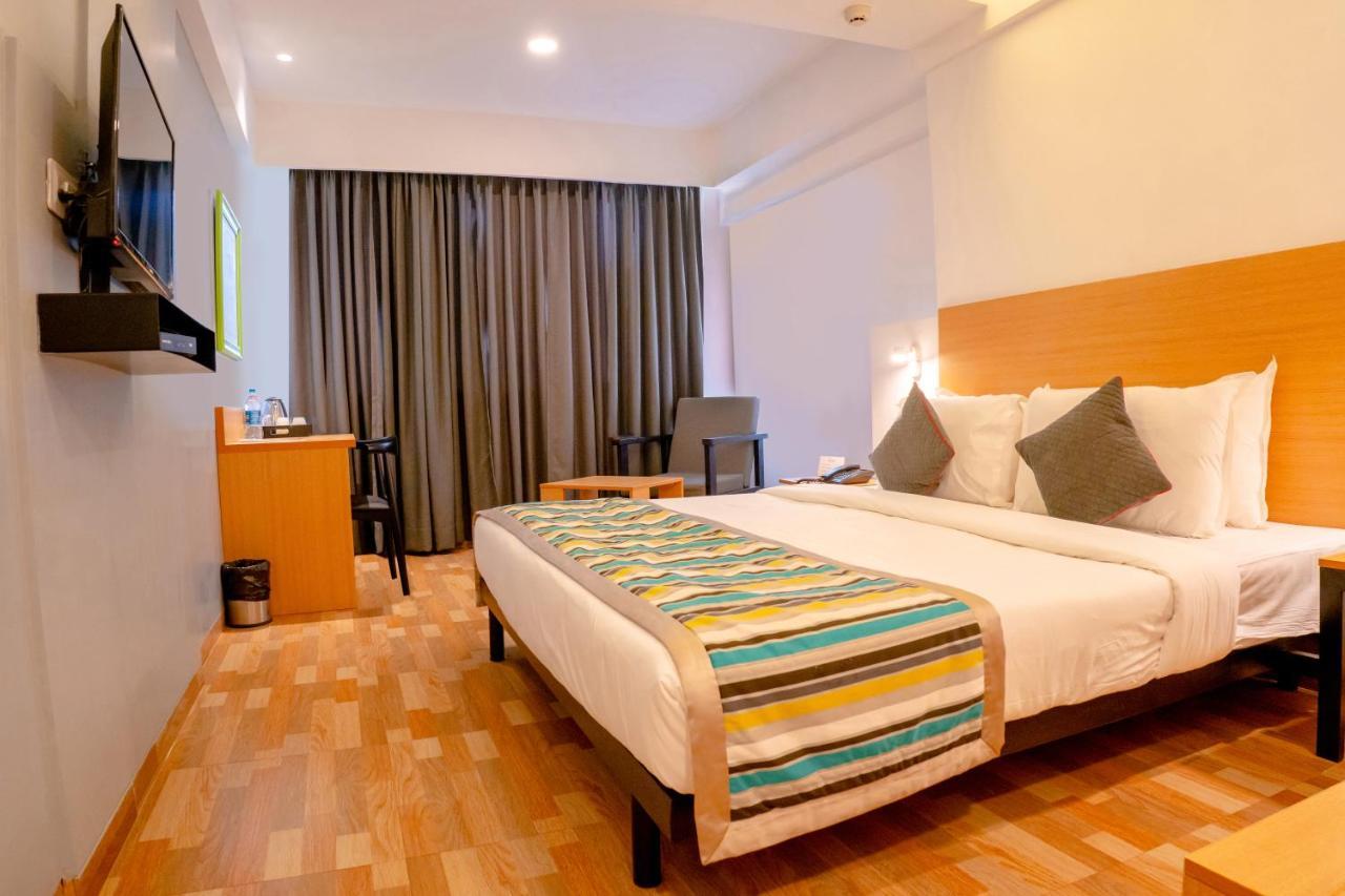 Hotel Tgi Ameya Grand Panaji Esterno foto